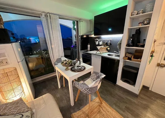 Azur, Acces Direct Plage, Piscine, Clim, Tennis, Parking Privatif *
