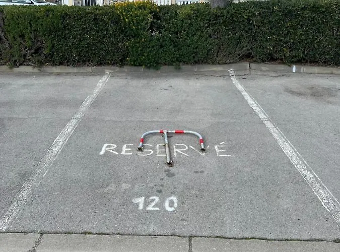 Azur, Acces Direct Plage, Piscine, Clim, Tennis, Parking Privatif * Le Barcarès